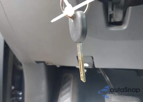 2020 Chevrolet Silverado 1500 2Wd Short Bed Custom z USA, uszkodzony, nr VIN 3GCPWBEH8LG135217